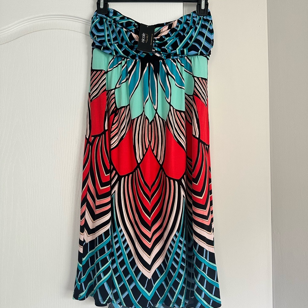 Women’s Strapless Dress